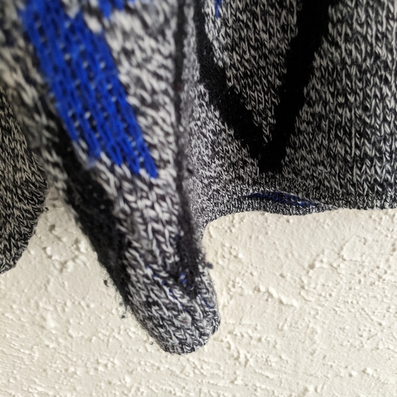 Vintage Separate Issue Snowflake Sweater - Picture 5 of 7